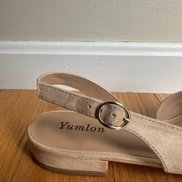 Women's Beige Slingback Flats 2.24 kitten heels - Picture 6 of 16